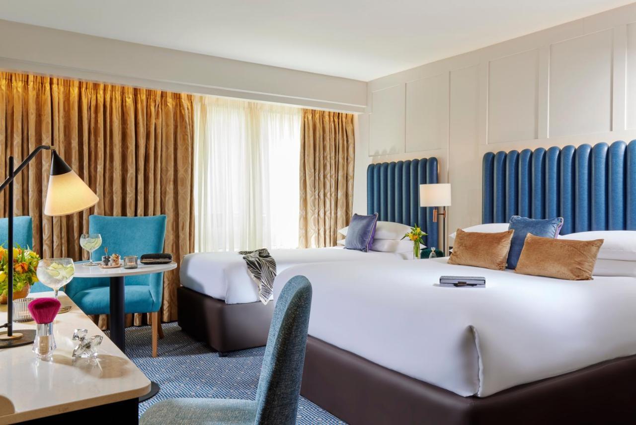 Westport Coast Hotel エクステリア 写真