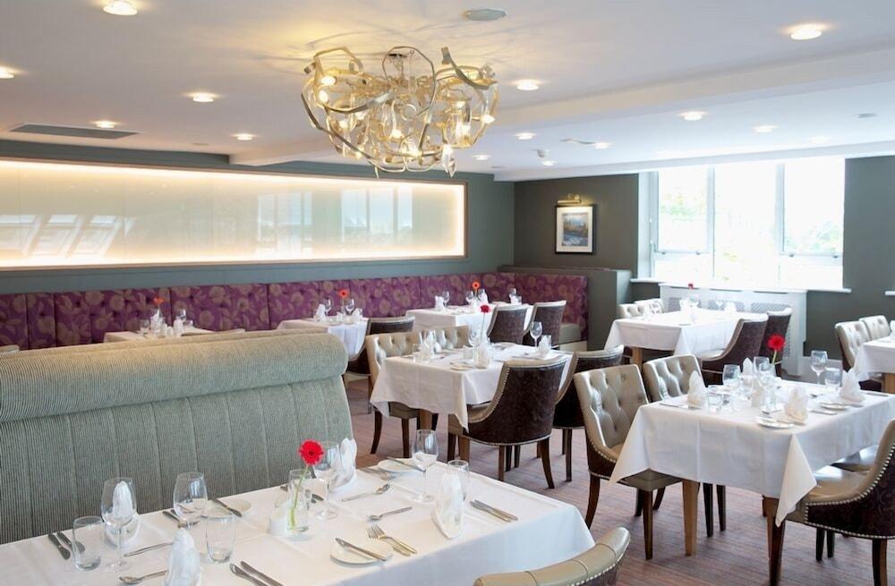 Westport Coast Hotel エクステリア 写真
