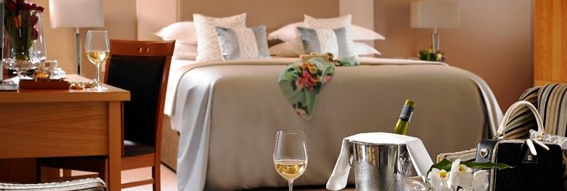 Westport Coast Hotel エクステリア 写真