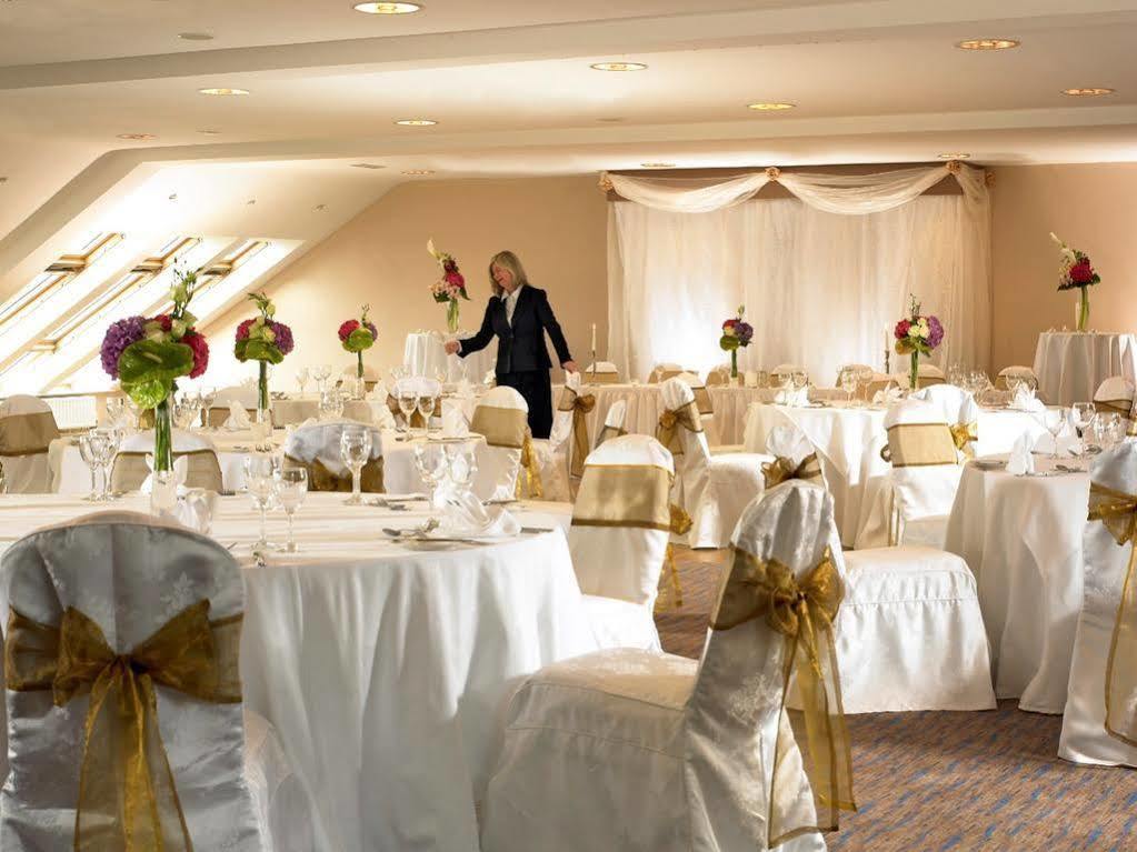 Westport Coast Hotel エクステリア 写真